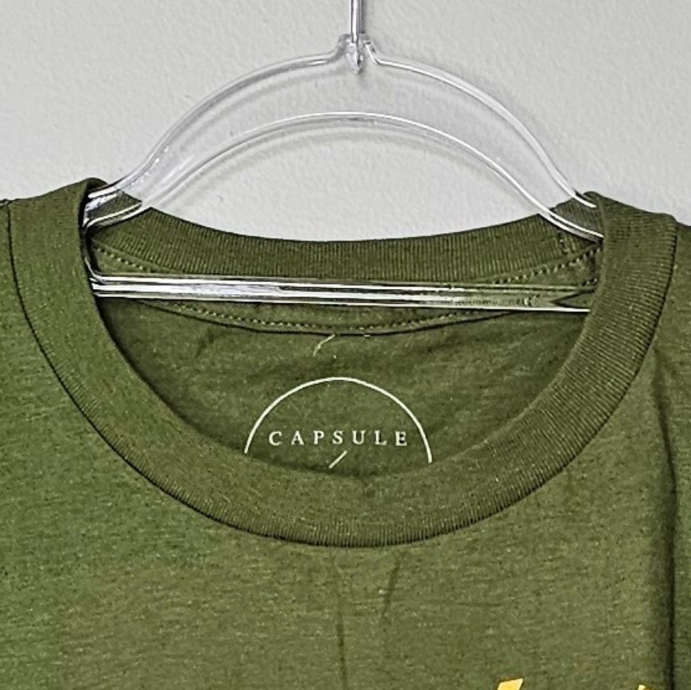 Green Graphic Short-Sleeve Tee w Yellow SUV Print, 100% Cotton, Kids Size Large - Picture 4 of 8